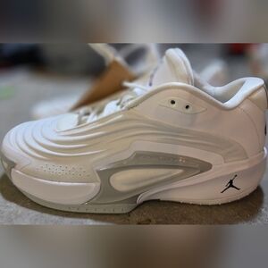 NIKE JORDAN LUKA 3 in White and Gray